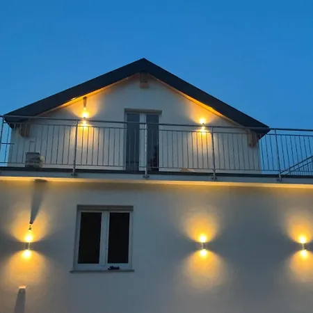 Azure Horizon Vila *